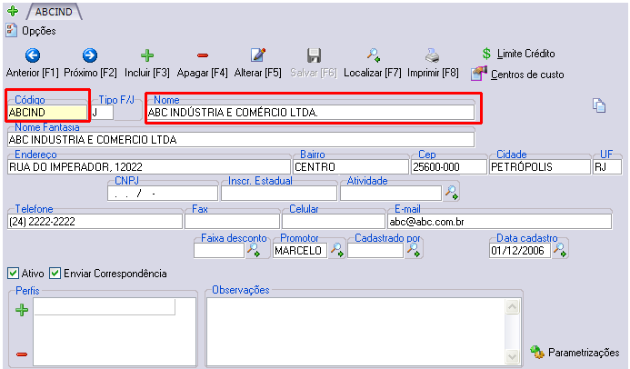 Relação entre o cadastro dos clientes comuns da Esfera e o cadastro do mesmo cliente no Wintour
